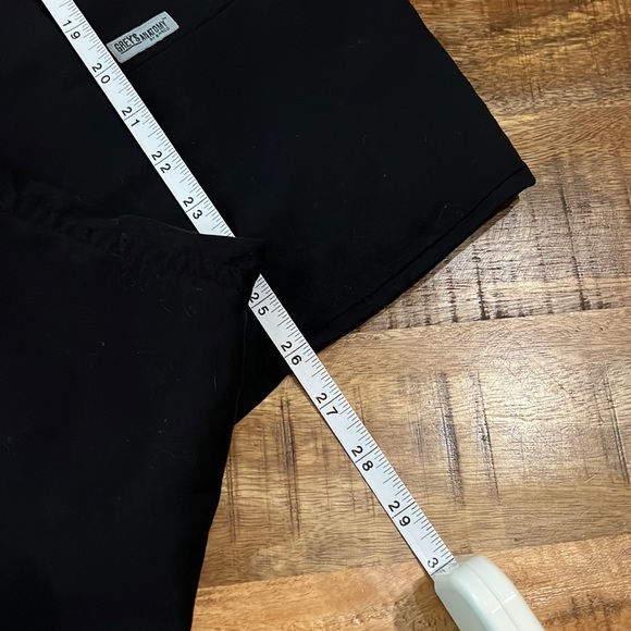 Grey’s Anatomy medical scrubs woman’s size Top is M, Bottoms are Small. - Picture 5 of 6